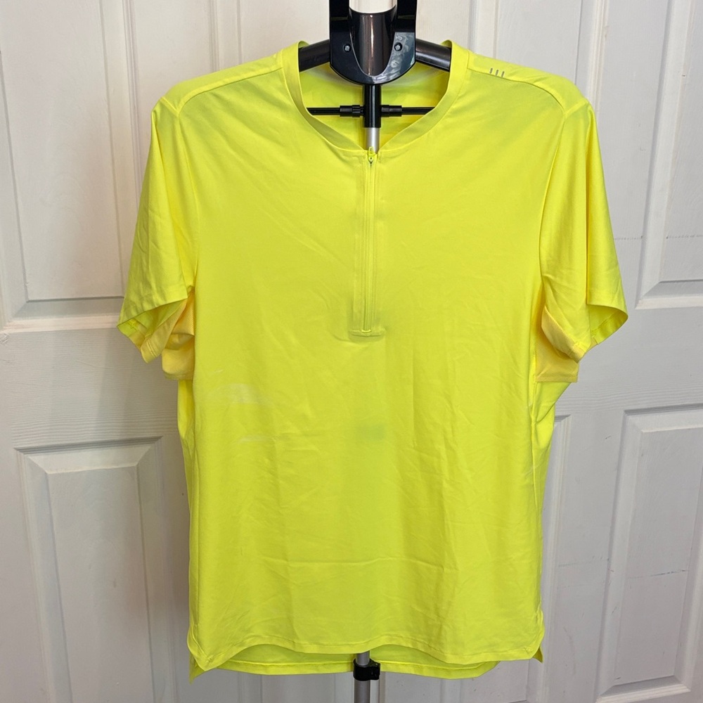 Lululemon Vented Tennis Short Sleeve Shirt